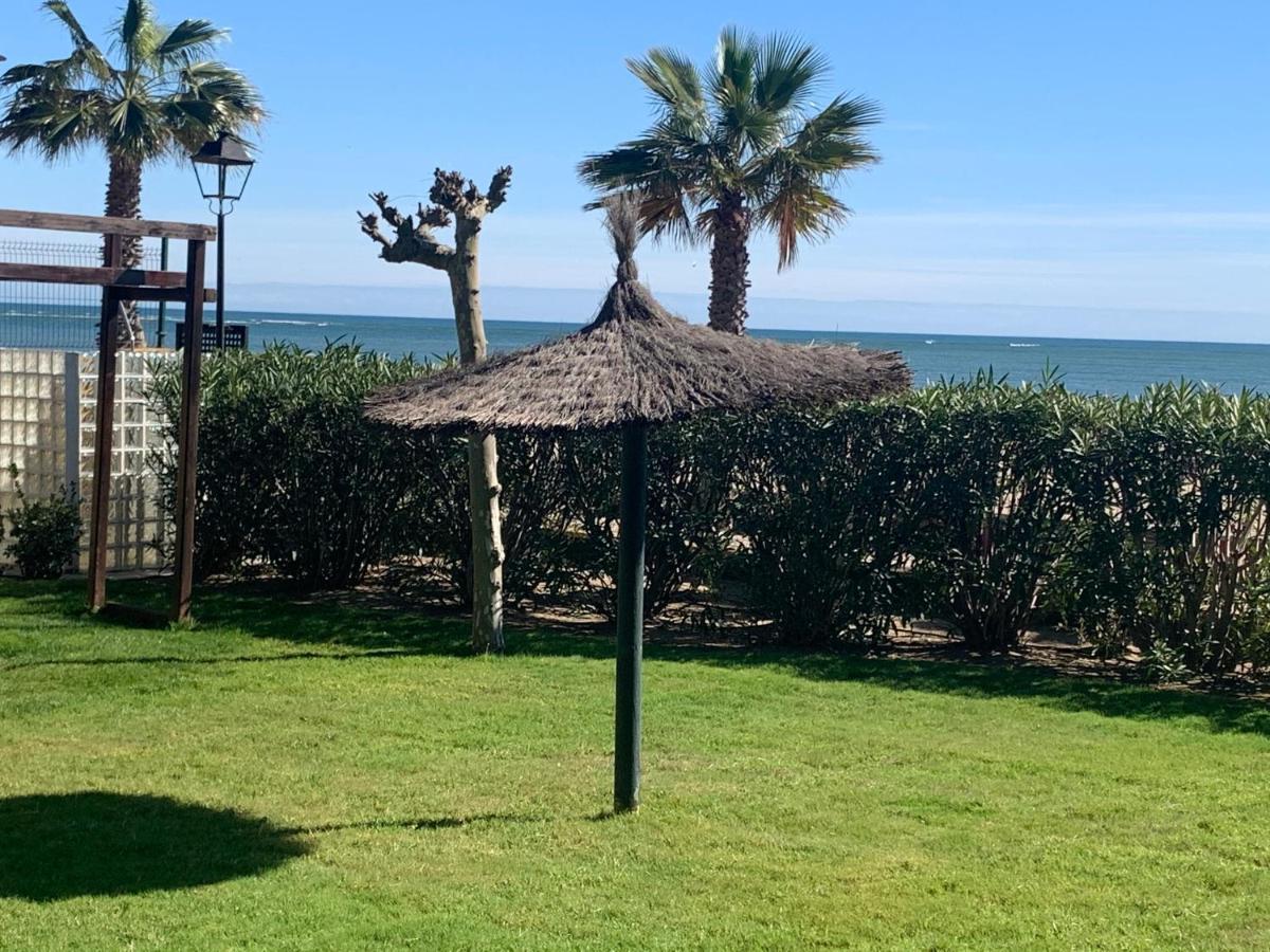 Primera Linea de Playa con Vistas al Mar Isla Canela Exterior foto